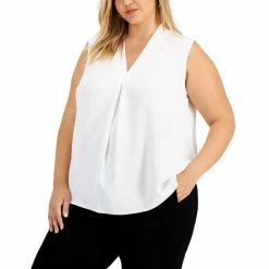Brand new 🥰 Bar III Trendy Plus Size Inverted-Pleat Top, Created For Macy's Lily 🤩